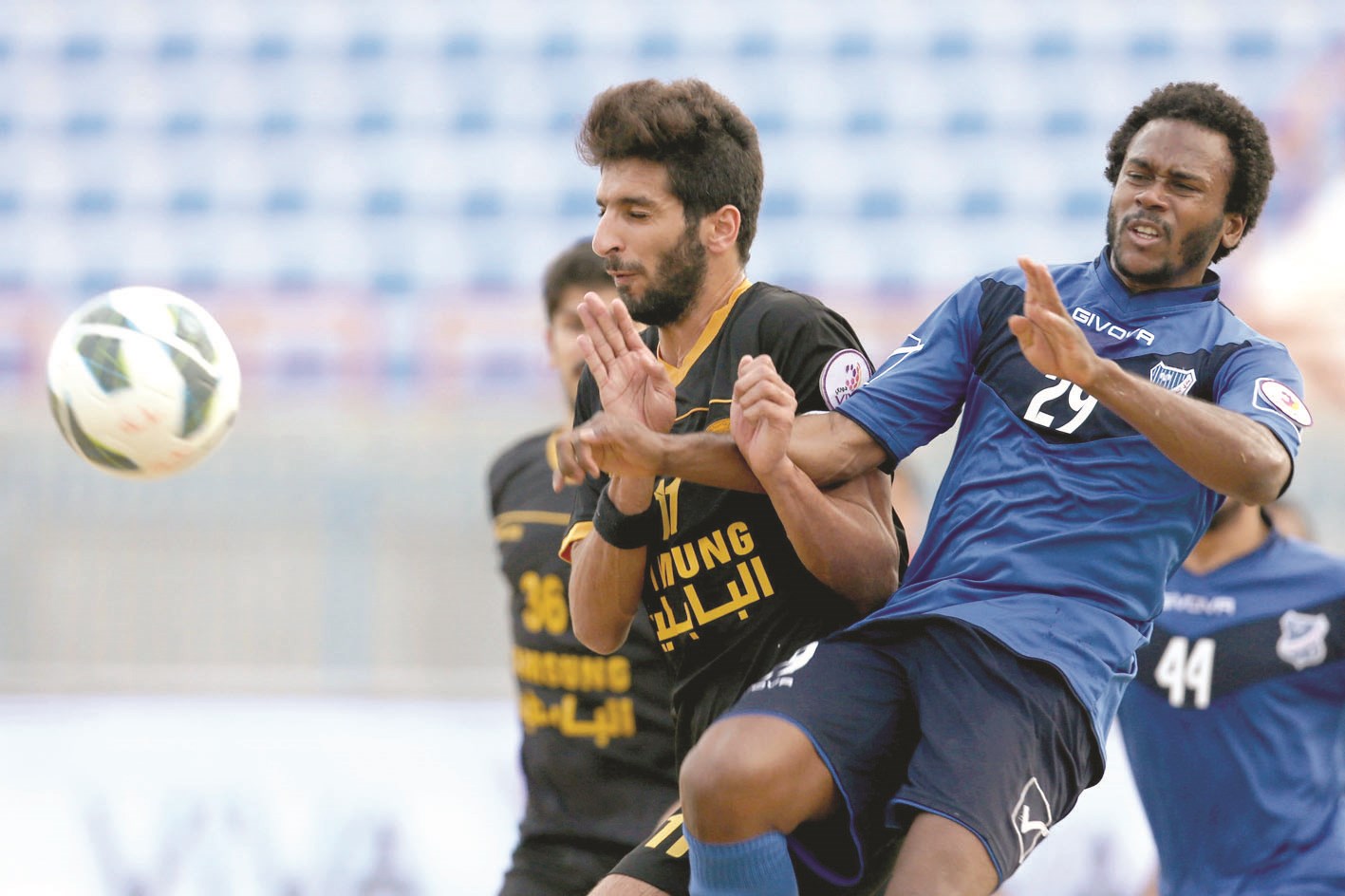 u0635u0631u0627u0639 u0639u0644u0649 u0627u0644u0643u0631u0629 u0628u064au0646 u0641u0647u062f u0627u0644u0623u0646u0635u0627u0631u064a u0648u0627u0644u0628u0631u0627u0632u064au0644u064a u062au064au0627u063au0648 u0628u0627u0633u062au0648u0633 (u0627u0644u0623u0632u0631u0642 u062fu0648u062a u0643u0648u0645)