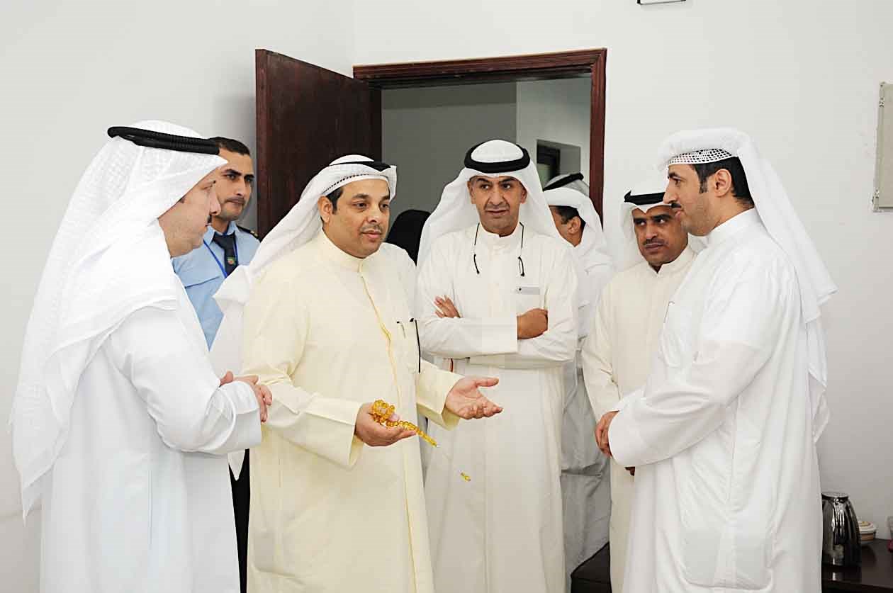 u062du062fu064au062b u0628u064au0646 u0627u0644u0635u0627u0646u0639 u0648u0642u064au0627u062fu0627u062a u0639u062fu0644u064au0629