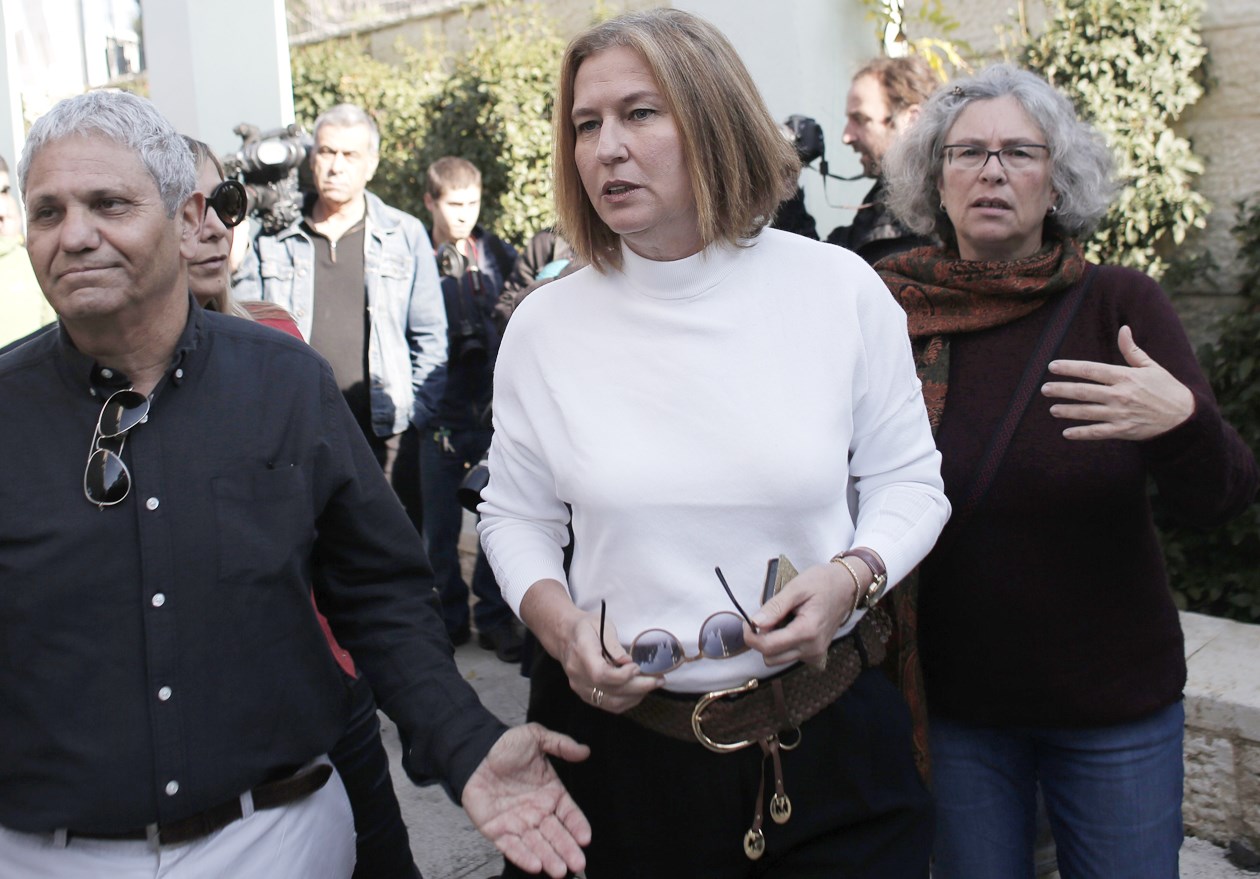 u0648u0632u064au0631u0629 u0627u0644u0639u062fu0644 u0627u0644u0625u0633u0631u0627u0626u064au0644u064au0629 u062au0633u064au0628u064a u0644u064au0641u0646u064a u062au0632u0648u0631 u0627u0644u0645u062fu0631u0633u0629 u0627u0644u062au064a u062au0639u0631u0636u062a u0627u0644u0649 u0627u0639u062au062fu0627u0621 u0641u064a u0627u0644u0642u062fu0633 u0627u0644u063au0631u0628u064au0629 u0623u0645u0633 (u0627 u0641 u0628)