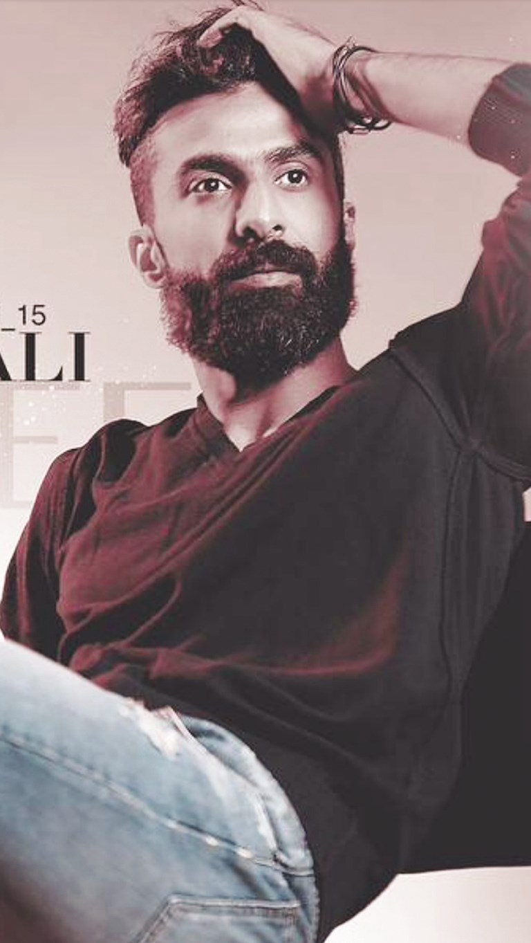 وليد علي بـ «نيو لوك»