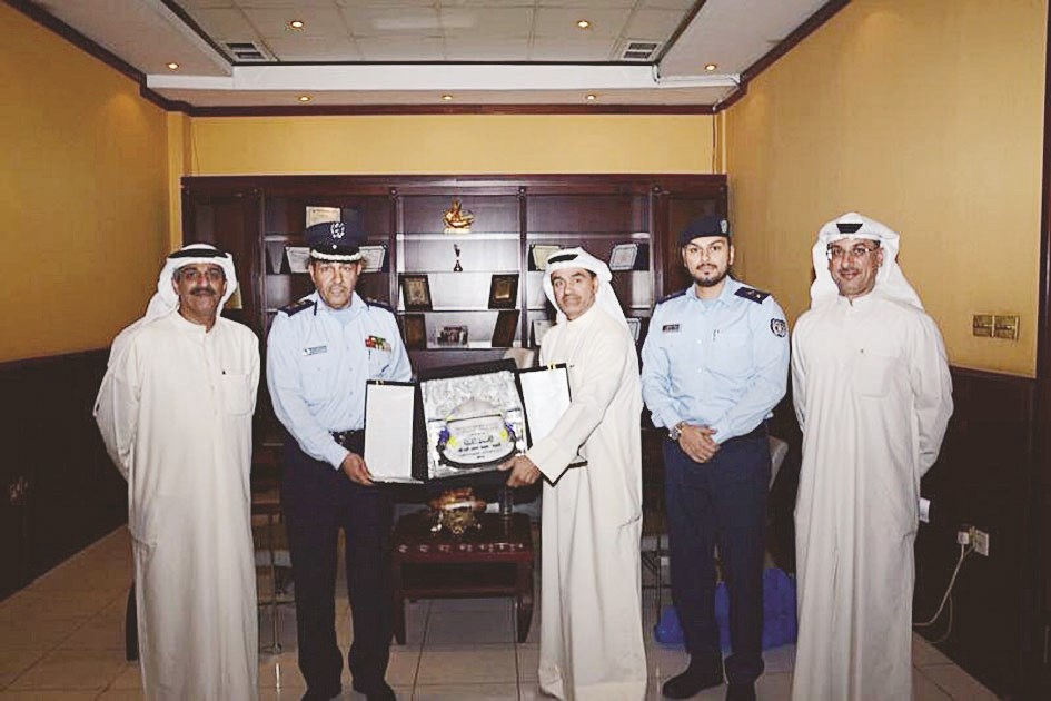 درع تكريمية