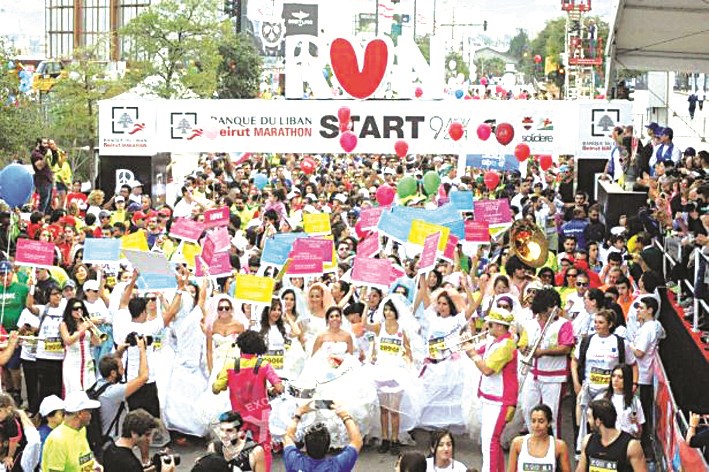 u0627u0632u062fu062du0627u0645 u0628u064au0646 u0627u0644u0645u0634u0627u0631u0643u064au0646 u0641u064a u00abu0627u0644u0645u0627u0631u0627u062bu0648u0646u00bb