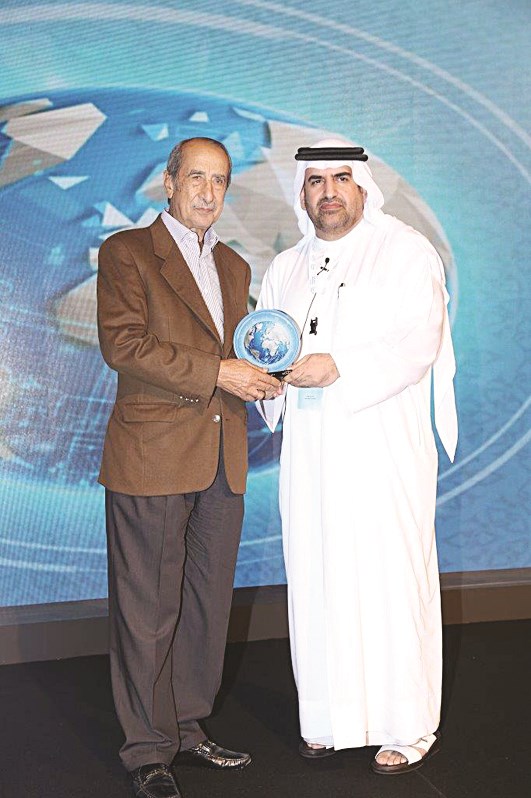 ... وحمدي قنديل