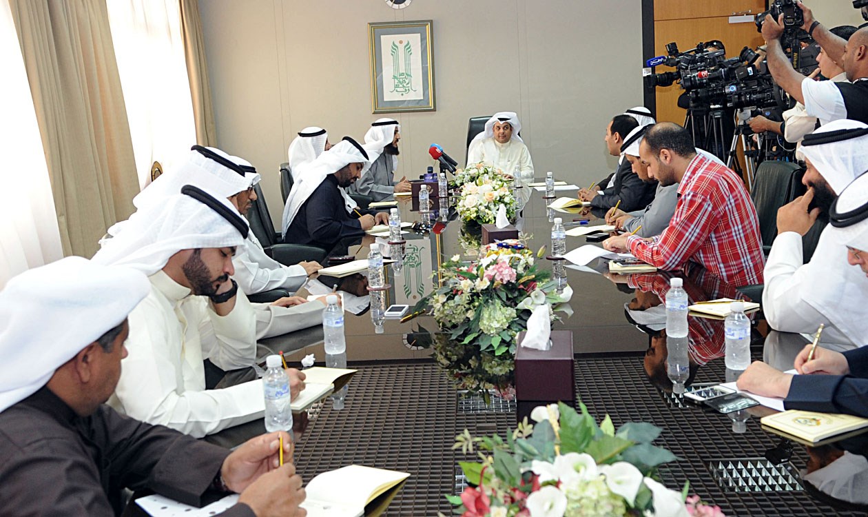 الصانع وقياديو الوزارة في المؤتمر الصحافي (تصوير كرم ذياب)