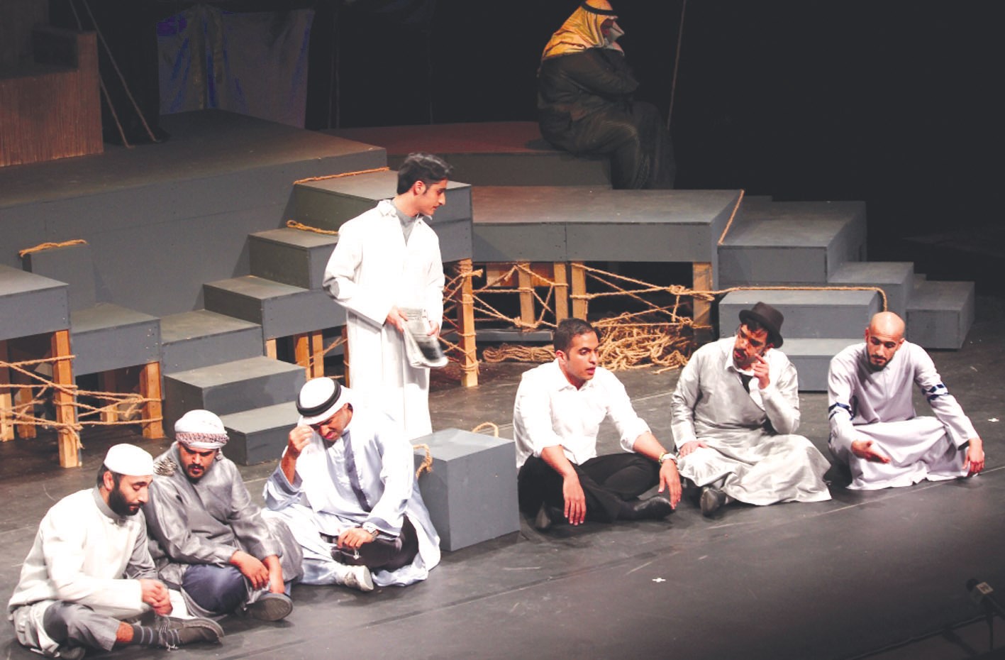 مشهد من العرض