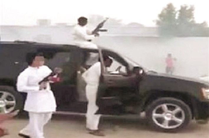 إطلاق النار في الأعراس ظاهرة تناقصت ولكنها مازالت تشكل خروجاً على القانون