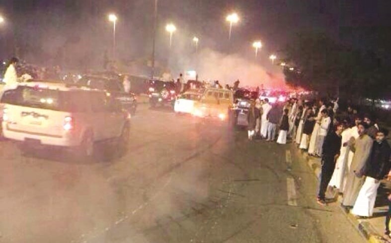 استعراضات الأعراس تشهد خروجا على الأنظمة والقوانين