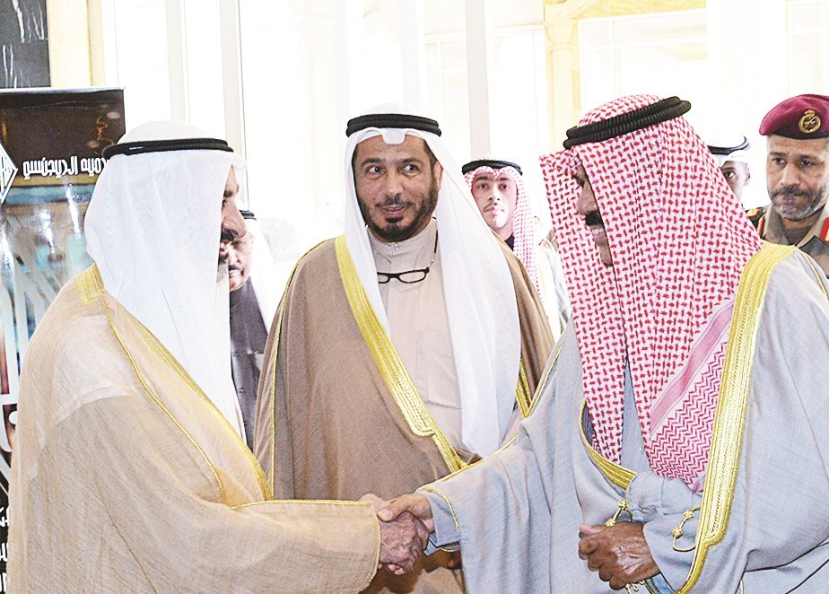 ولي العهد لدى وصوله إلى المؤتمر