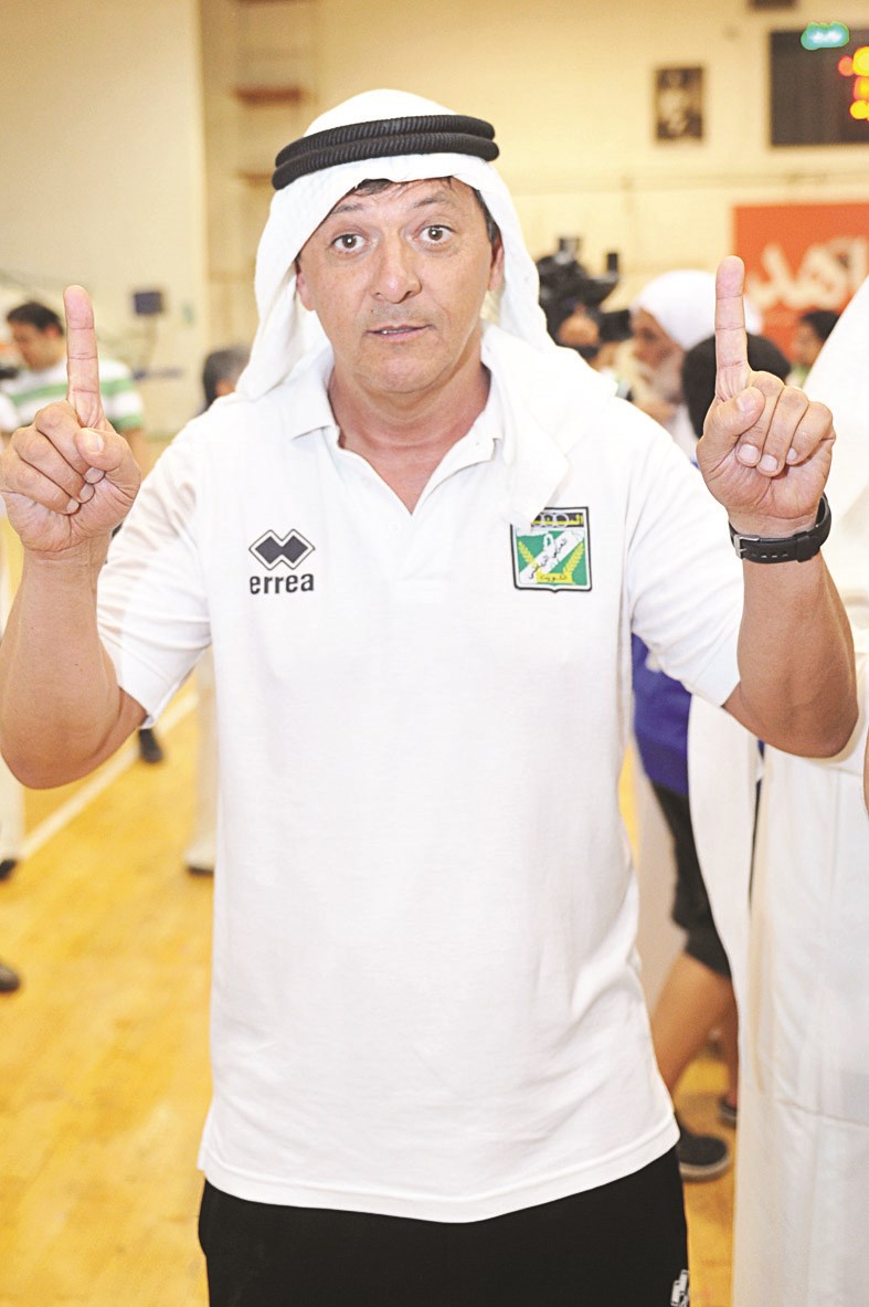 u0627u0644u0628u0631u0627u0632u064au0644u064a u0643u0644u0648u0641u064au0646 u0627u0644u0645u062fu0631u0628 u0627u0644u0633u0627u0628u0642 u0644u0640 u00abu0637u0627u0626u0631u0629 u0627u0644u0639u0631u0628u064au00bb