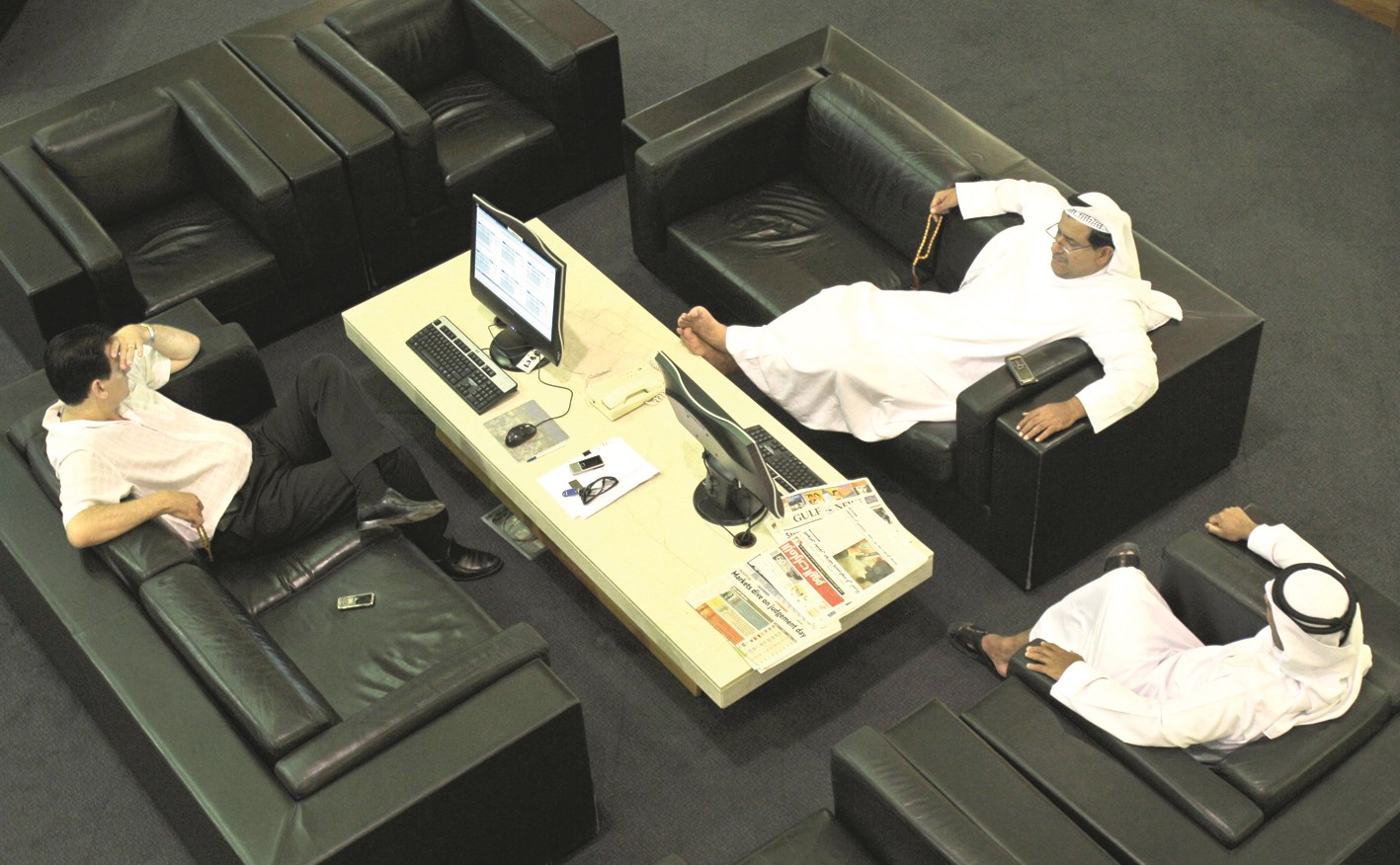 u0627u0631u062au062fu0627u062f u0641u064a u0623u0633u0648u0627u0642 u0627u0644u062eu0644u064au062c... u062fu0627u0626u0645 u0623u0645 u0645u0648u0642u062au061f (u0623 u0628)