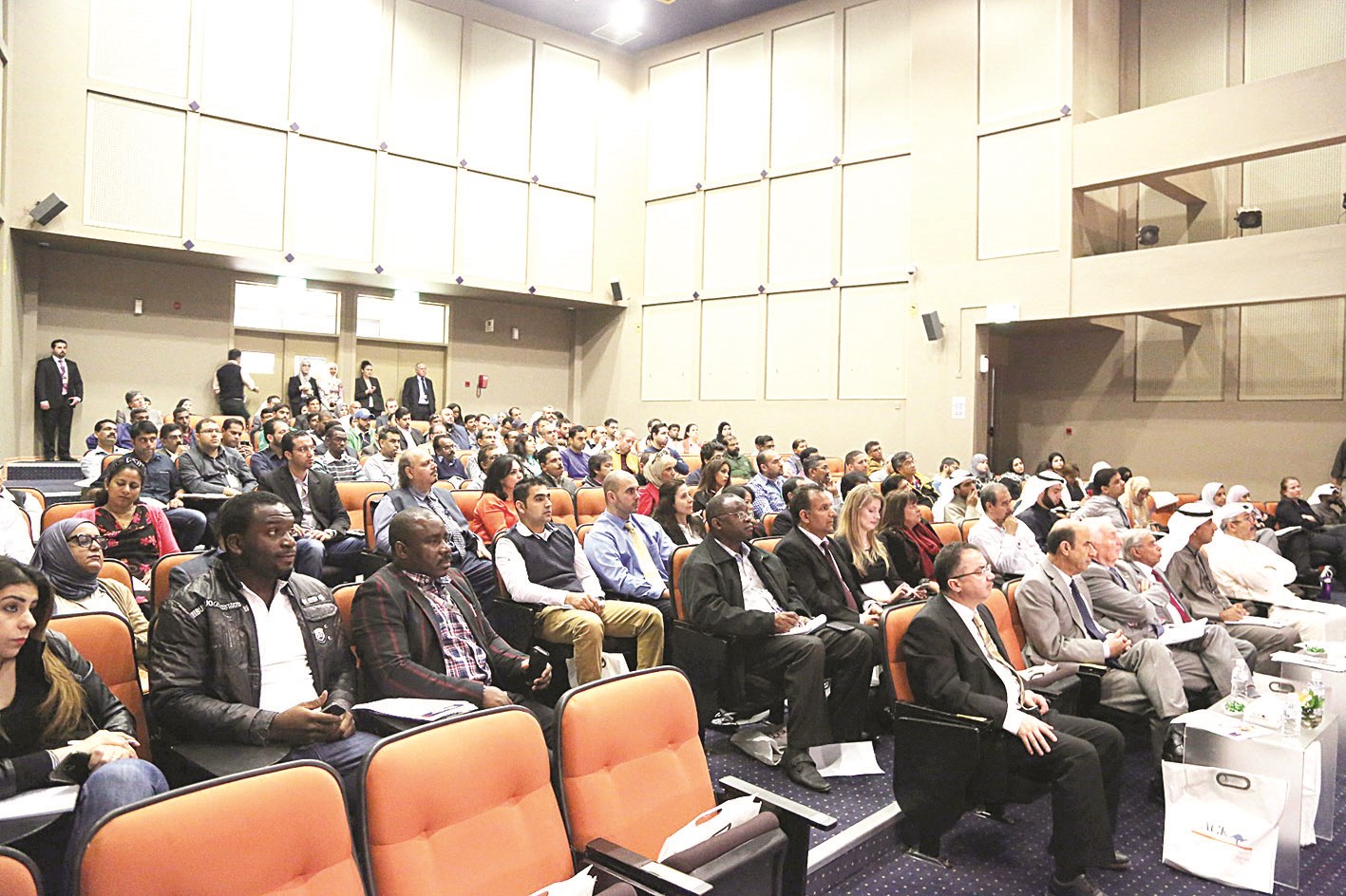 جانب من الحضور