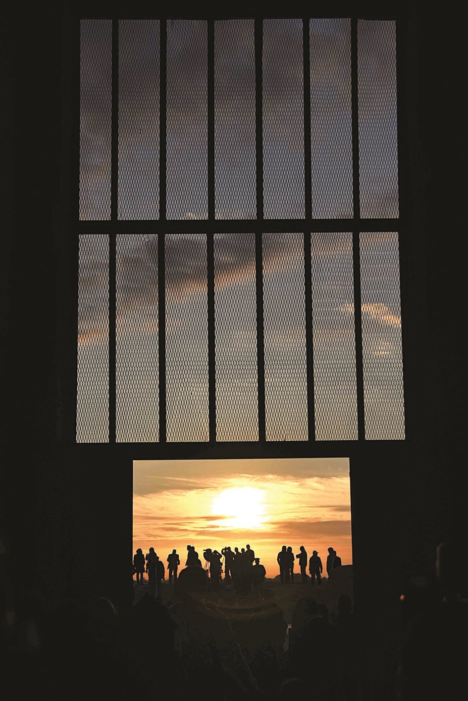 u062au0639u0627u0645u062f u0627u0644u0634u0645u0633 u0639u0644u0649 u0642u0635u0631 u0642u0627u0631u0648u0646