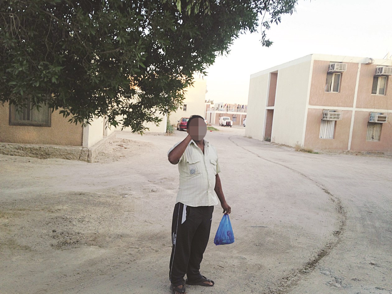 عامل... سكران