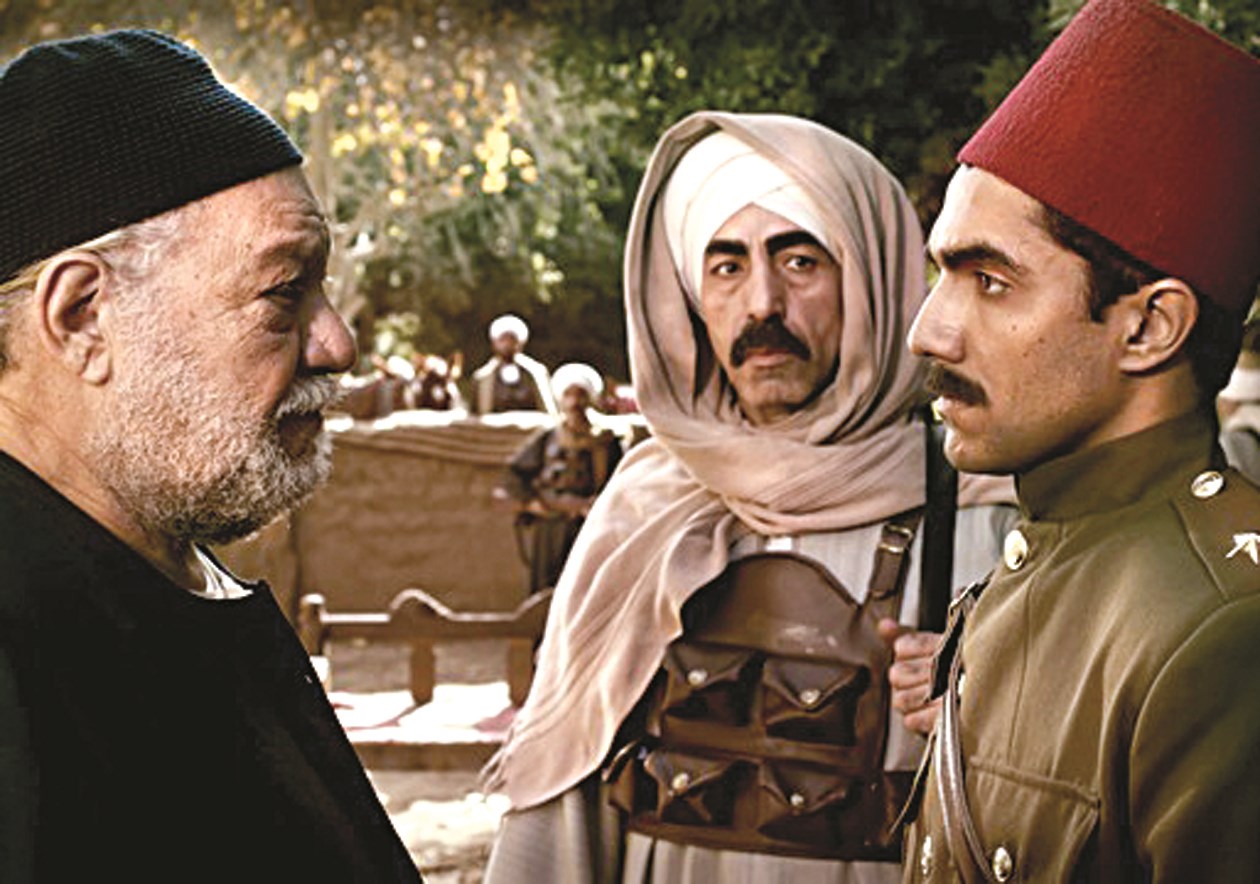 يحيى الفخراني واصل تألقه في «دهشة»