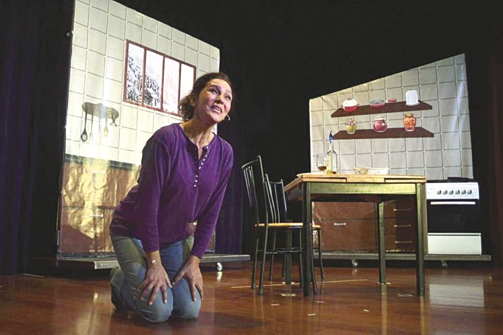 رلى حمادة أبدعت في «عودة الست لميا»