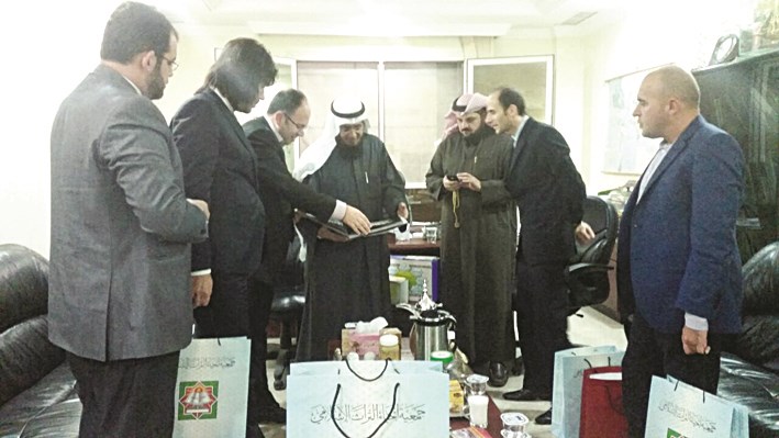 u0628u0631u0648u062au0634u0627u064a u0623u062bu0646u0627u0621 u0632u064au0627u0631u062au0647 u0644u0644u0643u0648u064au062a