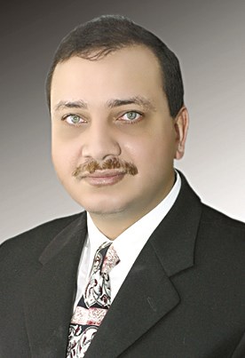 خالد عزب