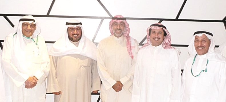 u0639u0632u0627u0645 u0627u0644u0635u0628u0627u062d u0648u062bu0627u0645u0631 u0627u0644u0639u0644u064a u0648u0639u0628u062fu0627u0644u0644u0647 u0627u0644u0646u0648u0627u0641 u0648u0627u0644u0633u0641u064au0631u0627u0646 u0627u0644u062fu0648u064au0633u0627u0646 u0648u0627u0644u0645u0642u0627u0645u0633