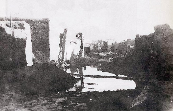 بيوت مدمرة في «سنة الهدّامة» الأولى