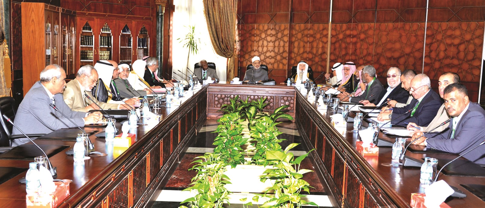 u0627u0644u0637u064au0628 u0645u062au0631u0626u0633u0627u064b u0627u062cu062au0645u0627u0639 u00abu0627u0644u0625u0633u0644u0627u0645u064a u0627u0644u0639u0627u0644u0645u064a u0644u0644u062fu0639u0648u0629 u0648u0627u0644u0625u063au0627u062bu0629u00bb