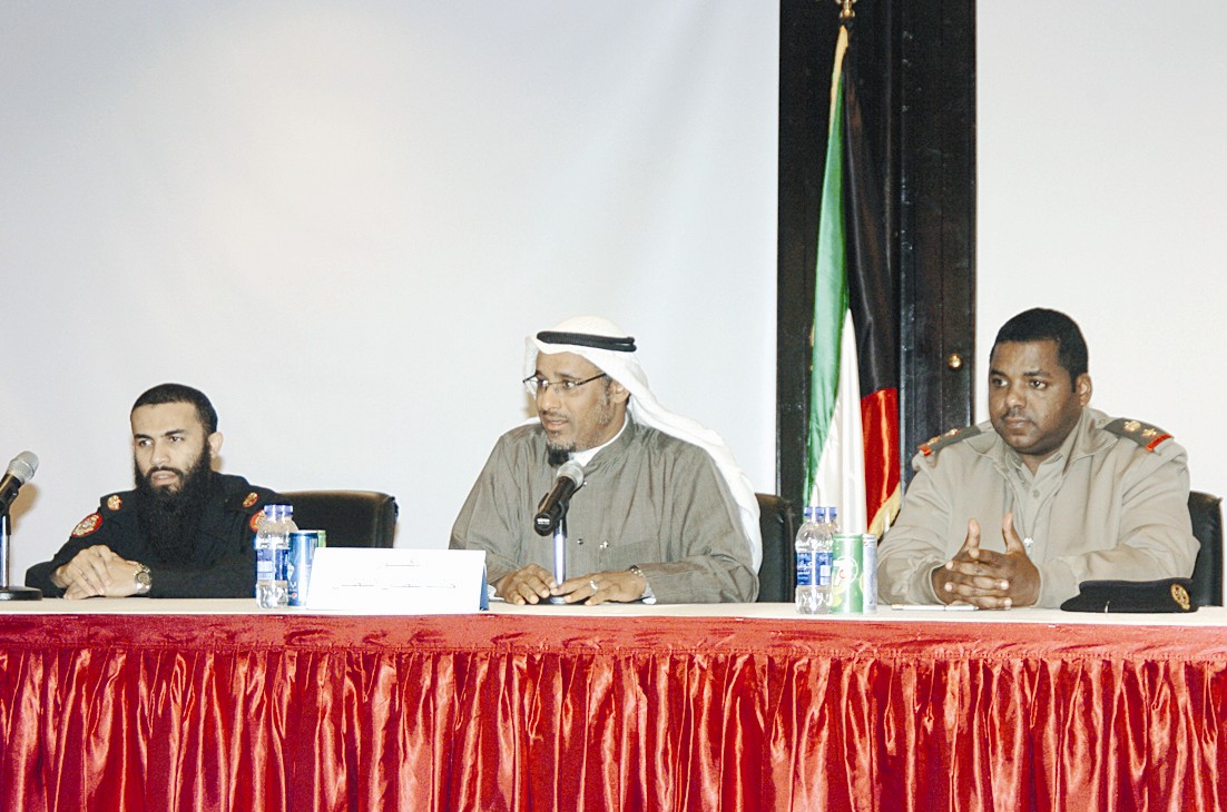 u0627u0644u0633u0644u0637u0627u0646 u0623u062bu0646u0627u0621 u0625u0644u0642u0627u0621 u0627u0644u0645u062du0627u0636u0631u0629