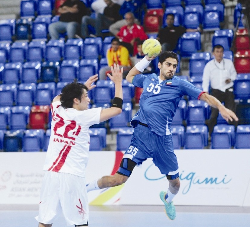 u0639u0628u062f u0627u0644u0644u0647 u0627u0644u062eu0645u064au0633 u0646u062cu0645 u0627u0644u0643u0648u064au062a u0623u0645u0627u0645 u0627u0644u064au0627u0628u0627u0646 u0641u064a u00abu0627u0644u0622u0633u064au0648u064au0629u00bb