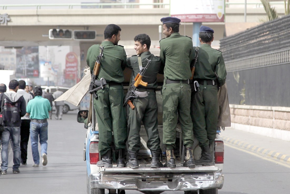 u062fu0648u0631u064au0629 u0644u0644u0634u0631u0637u0629 u0627u0644u064au0645u064au0646u064au0629 u0641u064a u0635u0646u0639u0627u0621 u0623u0645u0633 (u0631u0648u064au062au0631u0632)