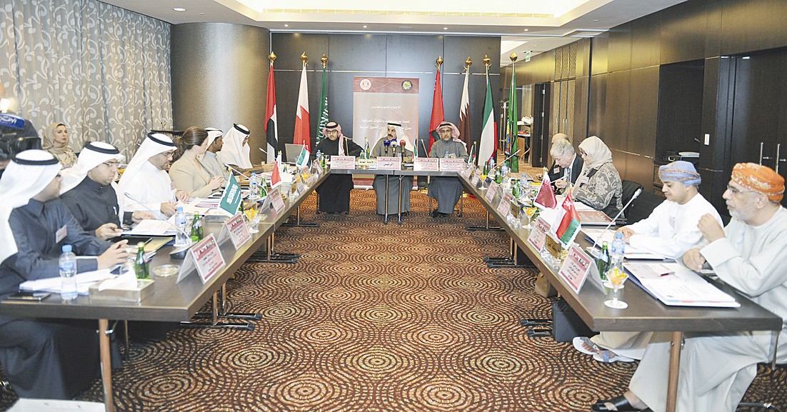 u062cu0627u0646u0628 u0645u0646 u0627u062cu062au0645u0627u0639u0627u062a u0645u062fu064au0631u064a u0627u0644u0645u0639u0627u0647u062f u0627u0644u0645u0635u0631u0641u064au0629 u0627u0644u062eu0644u064au062cu064au0629 (u062au0635u0648u064au0631 u062cu0627u0633u0645 u0628u0627u0631u0648u0646)