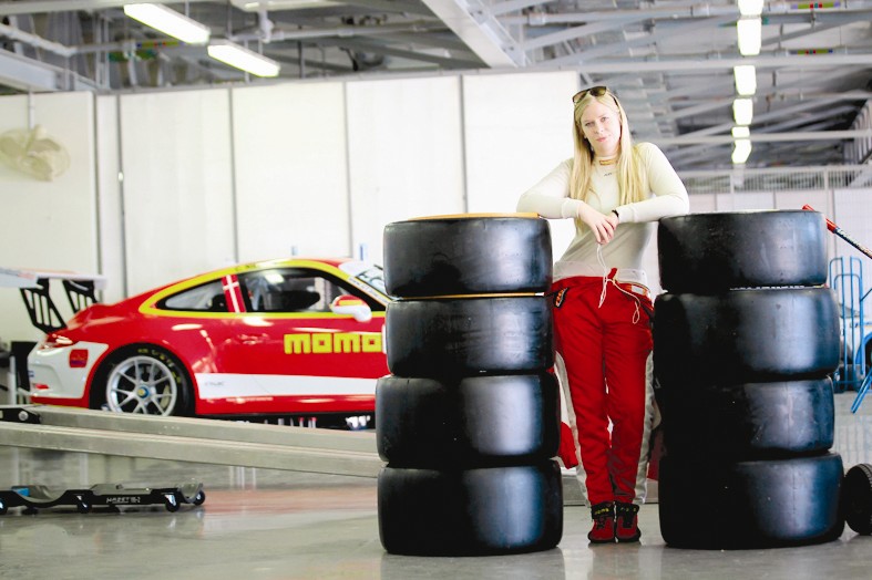 u0643u0631u064au0633u062au064au0646u0627 u0646u064au0644u0633u0646