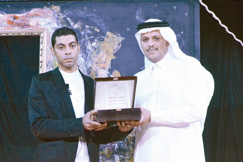 u062cu0627u0646u0628 u0645u0646 u0627u0644u062au0643u0631u064au0645 u0641u064a u0627u0644u0623u0645u0633u064au0629 u0627u0644u0634u0639u0631u064au0629