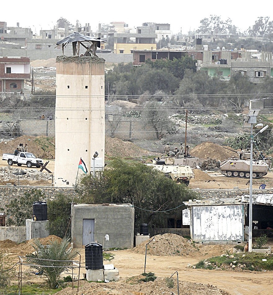 u0639u0646u0635u0631u0627 u0623u0645u0646 u0645u0635u0631u064au0627u0646 u0639u0644u0649 u0627u0644u062du062fu0648u062f u0645u0639 u063au0632u0629 (u0627 u0641 u0628)