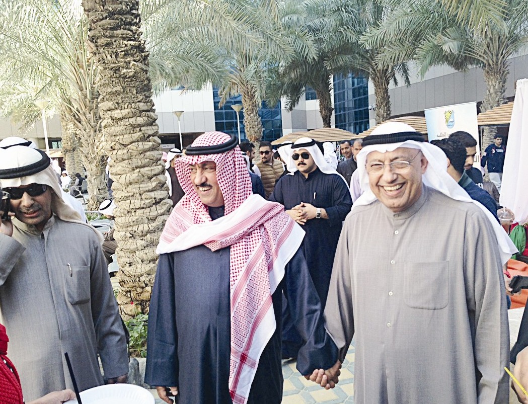 u0630u064au0627u0628 u0628u0631u0641u0642u0629 u0627u0644u0628u0631u0627u0643 u064au062fu0627u064b u0628u064au062f