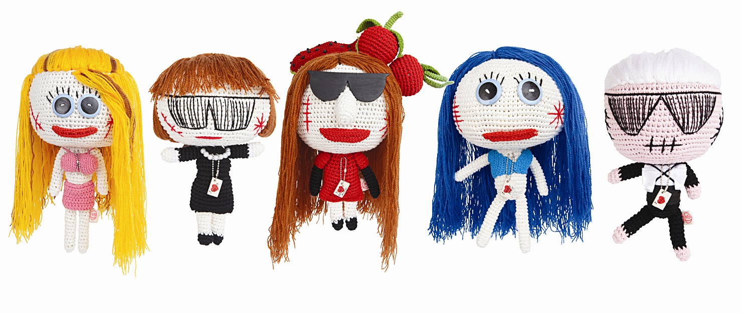 دمى بأشكال مختلفة لتزيني غرفتك