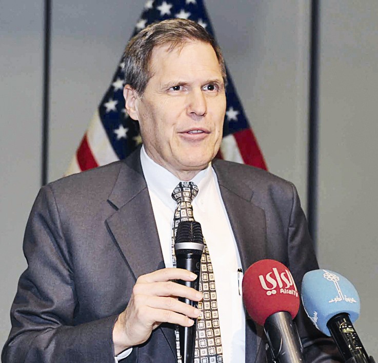 السفير الأميركي متحدثا في الاحتفال