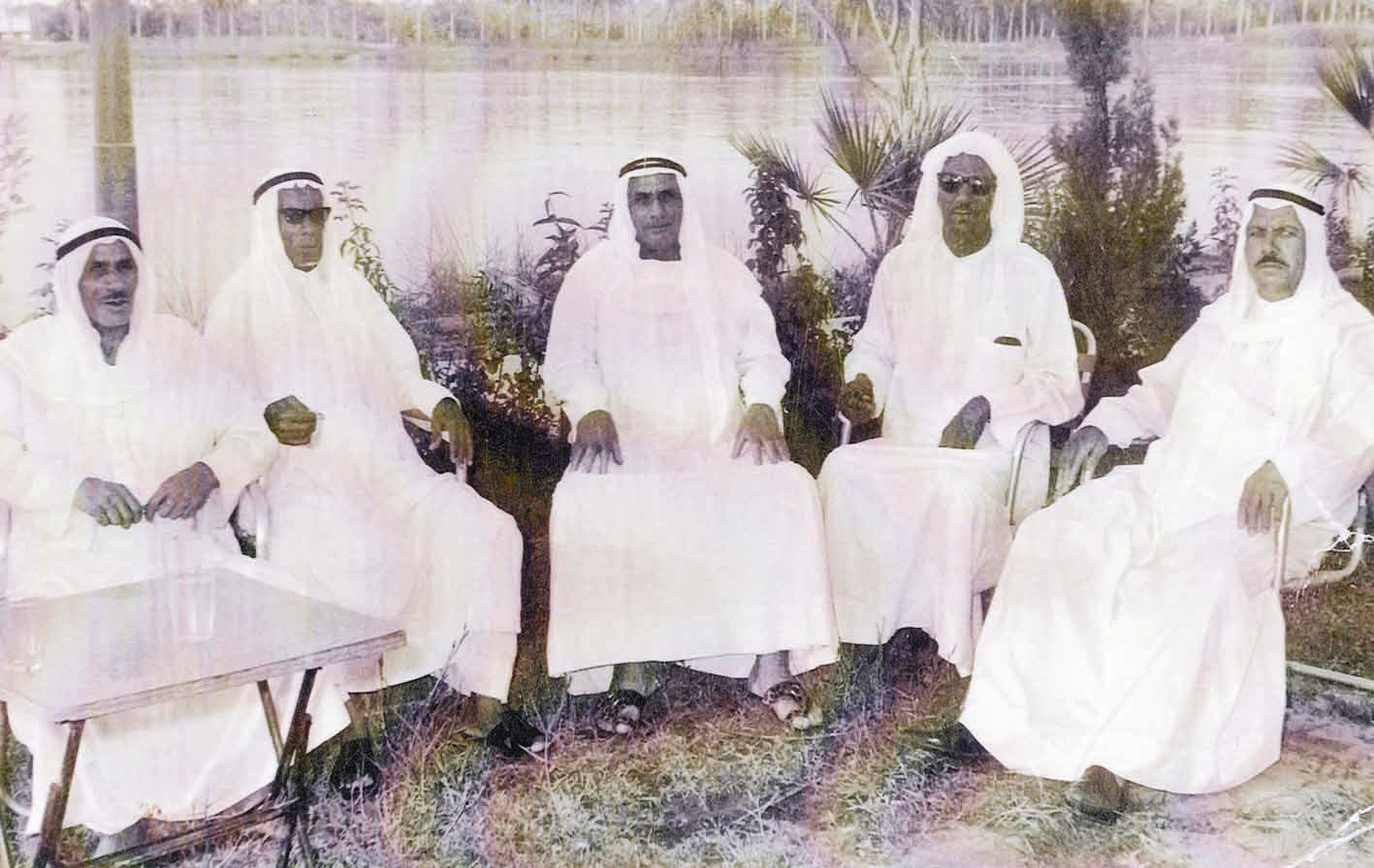 الملا ناصر مع ابراهيم الردهان ومطر المزيعل وخالد الحمدان وعبدالله الشامري