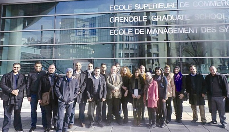 u0644u0642u0637u0629 u062cu0645u0627u0639u064au0629 u0644u0644u0637u0644u0628u0629 u062eu0644u0627u0644 u0627u0644u0632u064au0627u0631u0629