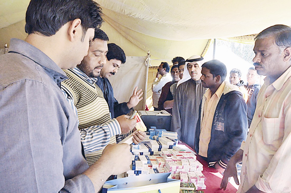 توزيع مساعدات طبية