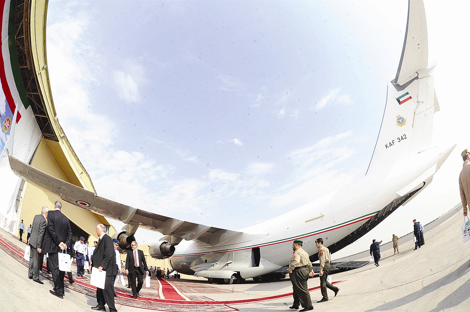 u0627u0644u0637u0627u0626u0631u0629 u0644u062fu0649 u0648u0635u0648u0644u0647u0627 u0625u0644u0649 u0623u0631u0636 u0627u0644u0645u0637u0627u0631