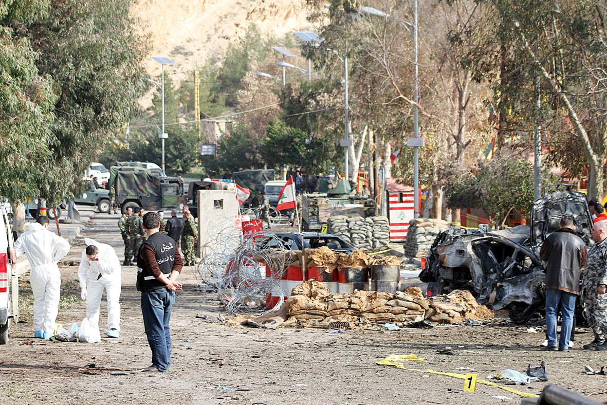 u062eu0628u0631u0627u0621 u0645u062au0641u062cu0631u0627u062a u064au0639u0627u064au0646u0648u0646 u0645u0648u0642u0639 u0627u0644u0639u0645u0644u064au0629 u0627u0644u0627u0646u062au062du0627u0631u064au0629 u0641u064a u0627u0644u0647u0631u0645u0644 u0623u0645u0633 (u0623 u0641 u0628)