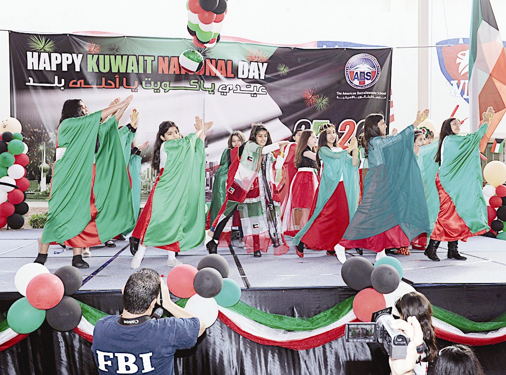 من العروض المشاركة في الحفل