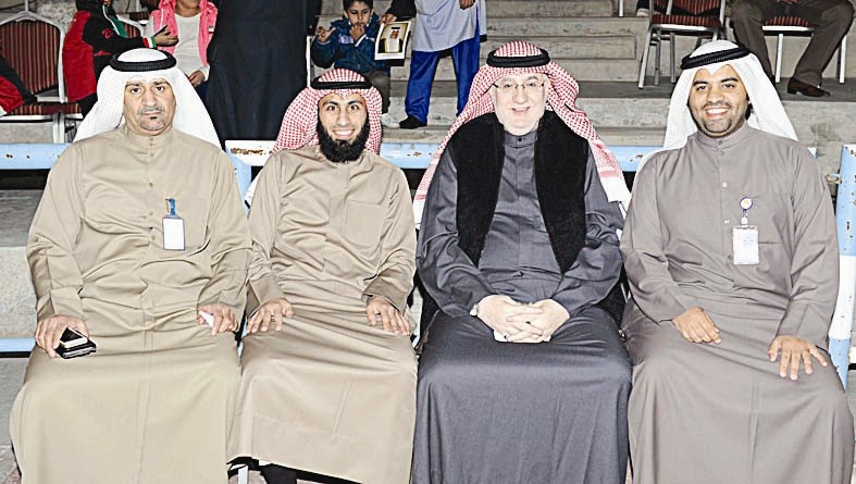 u0627u0644u0633u0648u064au0641u0627u0646 u064au062au0648u0633u0637 u0639u062fu062fu0627u064b u0645u0646 u0623u0639u0636u0627u0621 u0627u0644u062cu0645u0639u064au0629