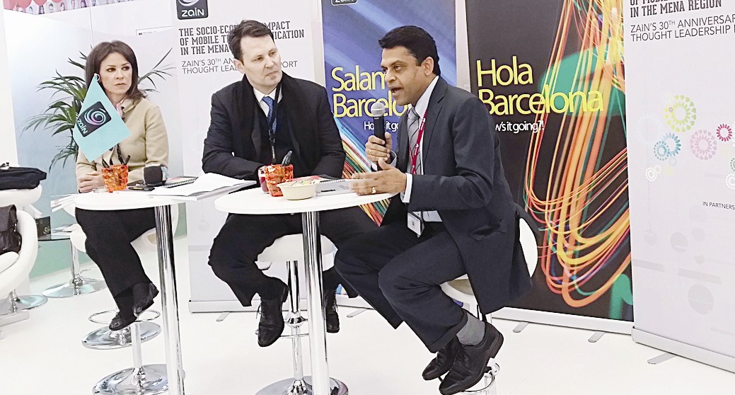 جيجنهايمر وخورانا خلال مناقشة نتائج الدراسة