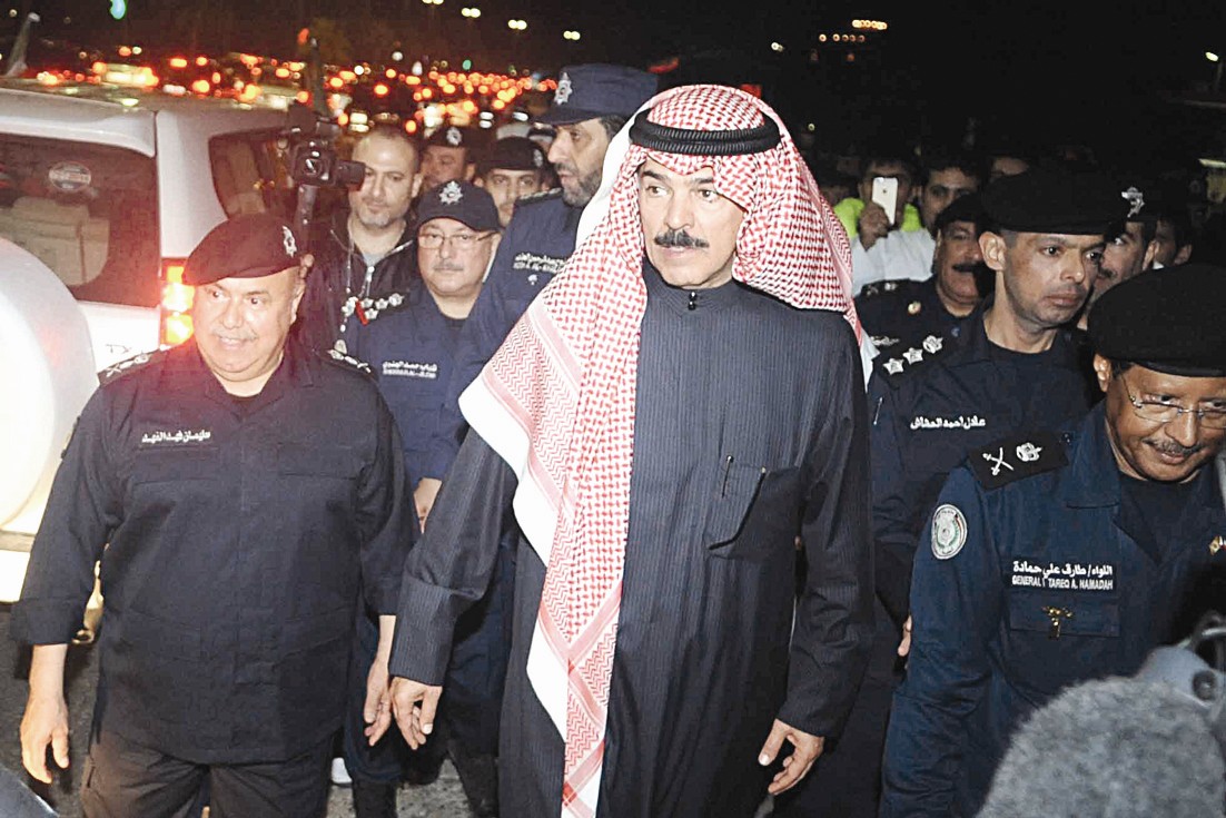 جولة راجلة في شارع الخليج العربي