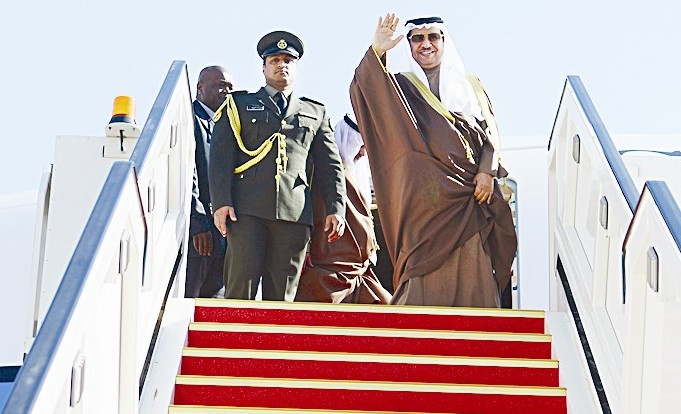 ... ويحيي مودعيه