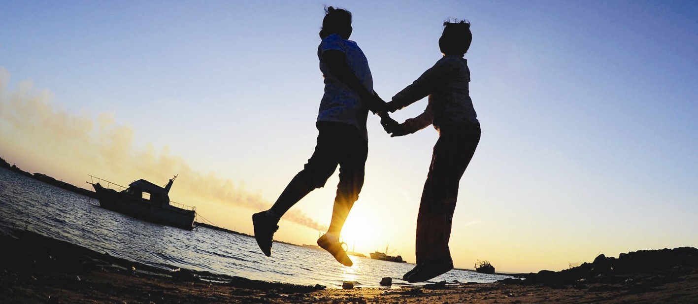 u0635u062fu0627u0642u0629 u0628u0631u064au0626u0629 u0623u0645u0627u0645 u0627u0644u0645u0644u0623 u0639u0644u0649 u0623u062du062f u0634u0648u0627u0637u0626 u0627u0644u0643u0648u064au062a... u0647u0644 u062au0639u062f u0638u0627u0647u0631u0629 u0633u0644u0628u064au0629u061f (u062au0635u0648u064au0631 u0623u0633u0639u062f u0639u0628u062fu0627u0644u0644u0647)