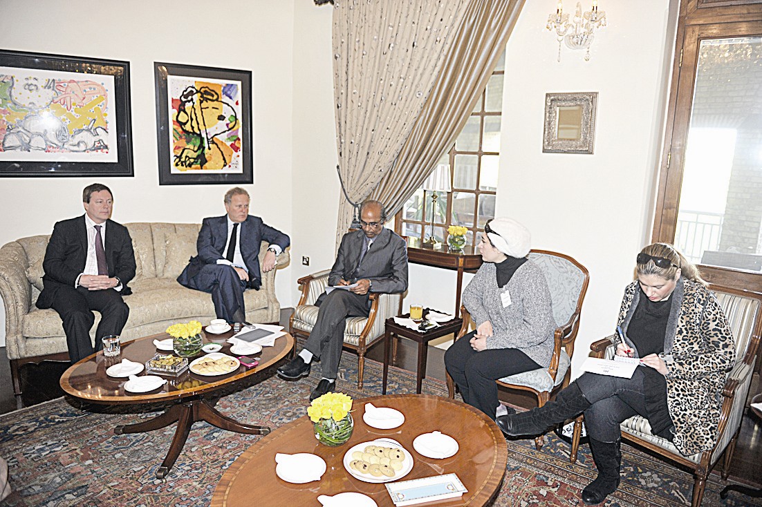 u0627u0644u0644u0648u0631u062f u0645u0627u0631u0644u0646u062f u0648u0627u0644u0633u0641u064au0631 u0628u064au0643u0631 u062eu0644u0627u0644 u0627u0644u0644u0642u0627u0621 (u062au0635u0648u064au0631 u0646u0648u0631 u0647u0646u062fu0627u0648u064a)