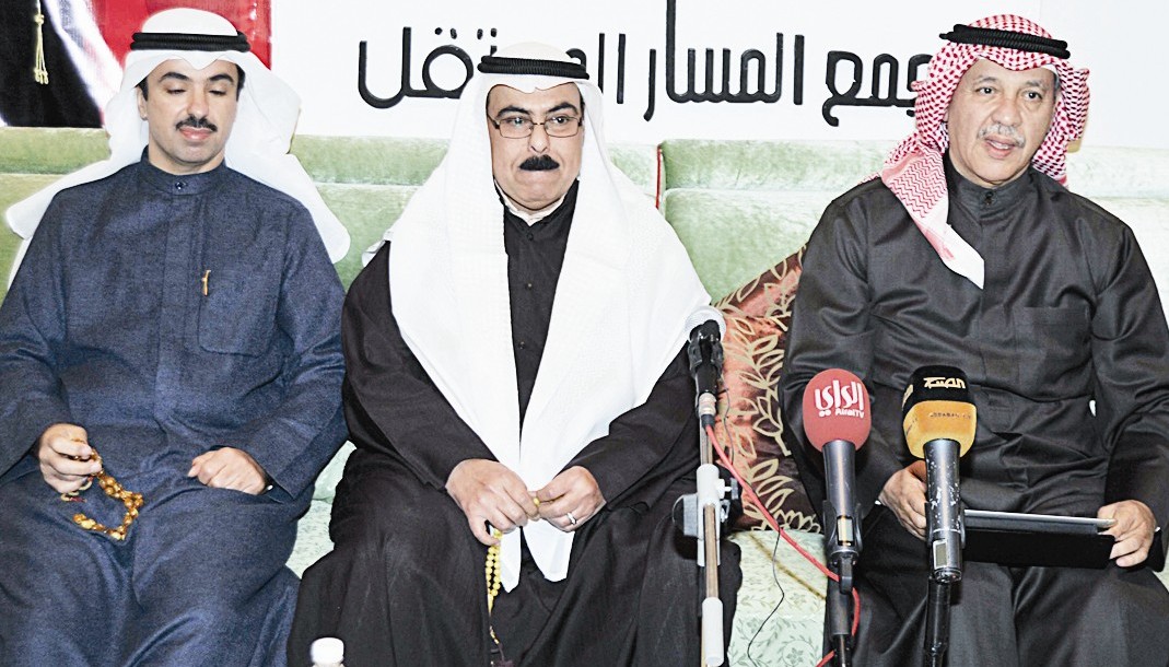 صباح الناصر وباسل الجاسر والراشد (تصوير سعد هنداوي)