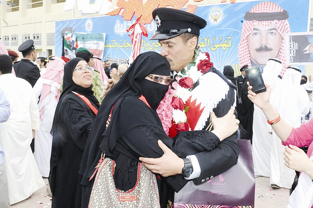 قبلة على الرأس