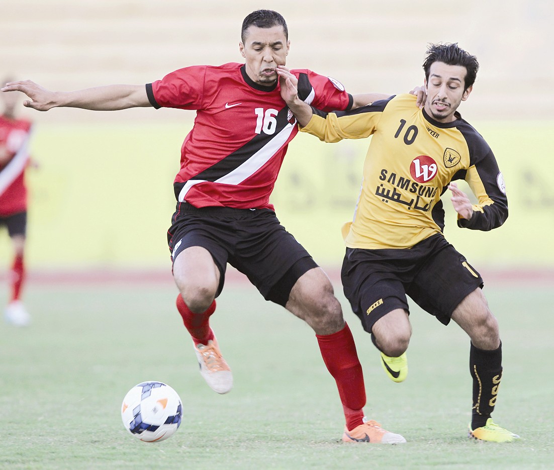 u0633u064au0641 u0627u0644u062du0634u0627u0646 u064au062du0627u0648u0644 u0627u0644u0645u0631u0648u0631 u0645u0646 u0627u0644u0645u062du062au0631u0641 u0643u0627u0628u0648u0633 (u0627u0644u0623u0632u0631u0642 u062fu0648u062a u0643u0648u0645)