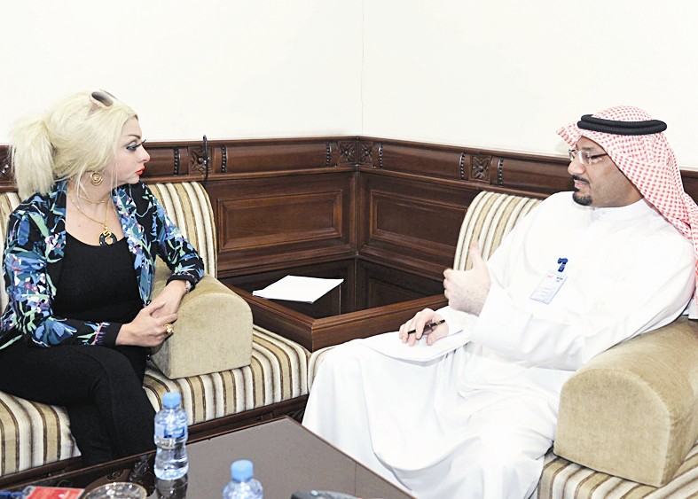 u0632u064au0646u0628 u0645u062au062du062fu062bu0629 u0625u0644u0649 u0627u0644u0632u0645u064au0644 u0646u0627u0635u0631 u0627u0644u0641u0631u062du0627u0646